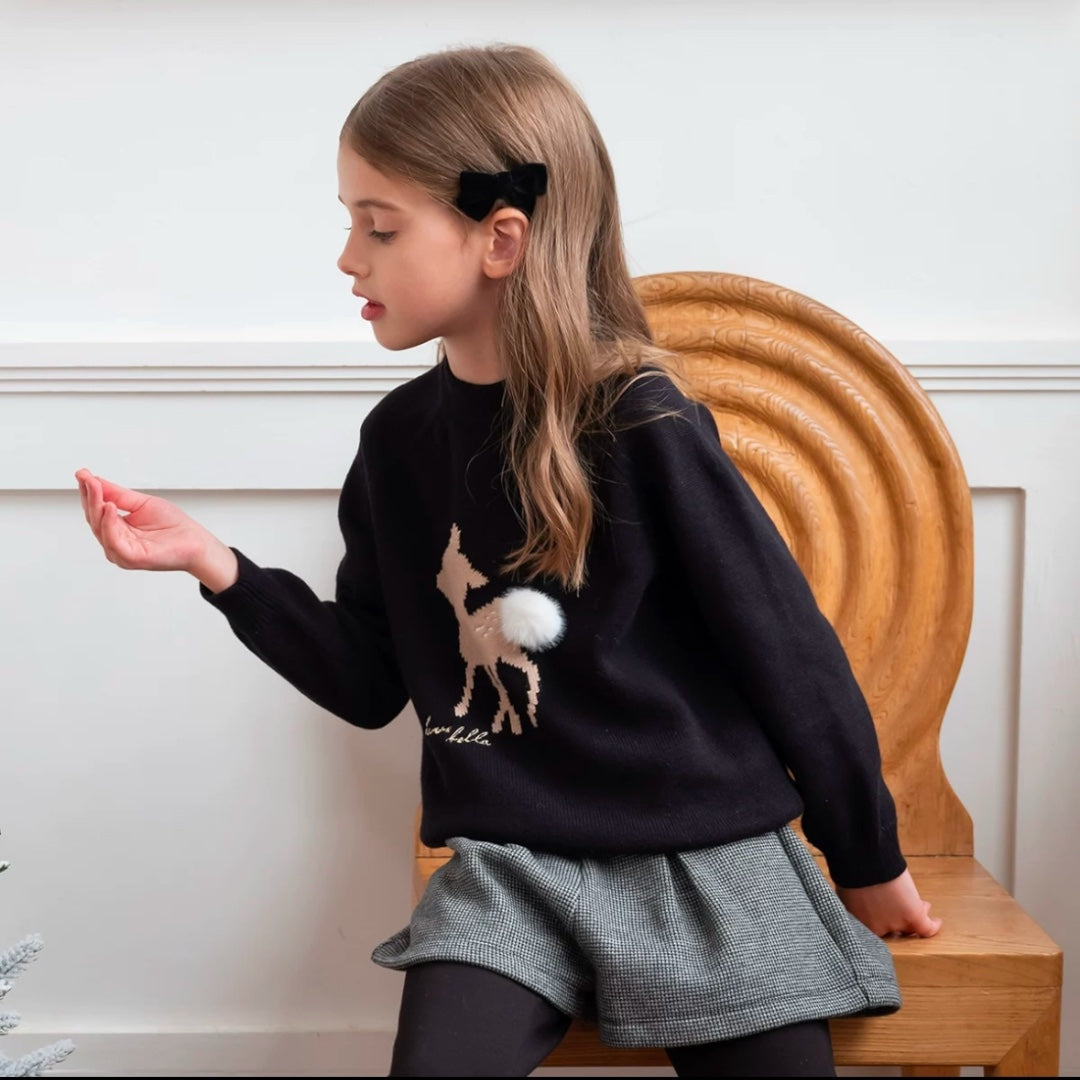 AWDECHKS- Deer Charm Sweater