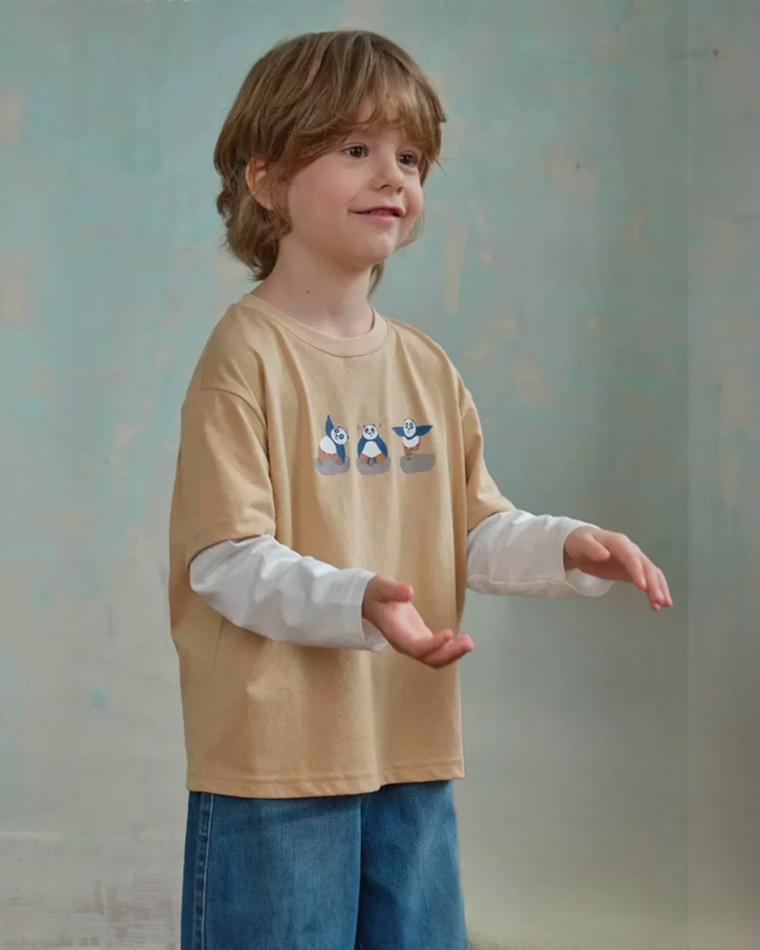 SPPAPOS-
Panda Power Sweatshirt