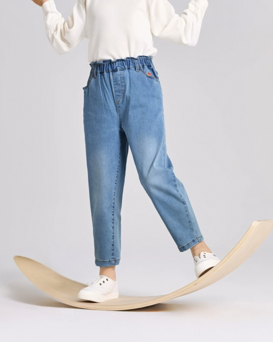 SSPLDEJE- Playful Denim Jeans