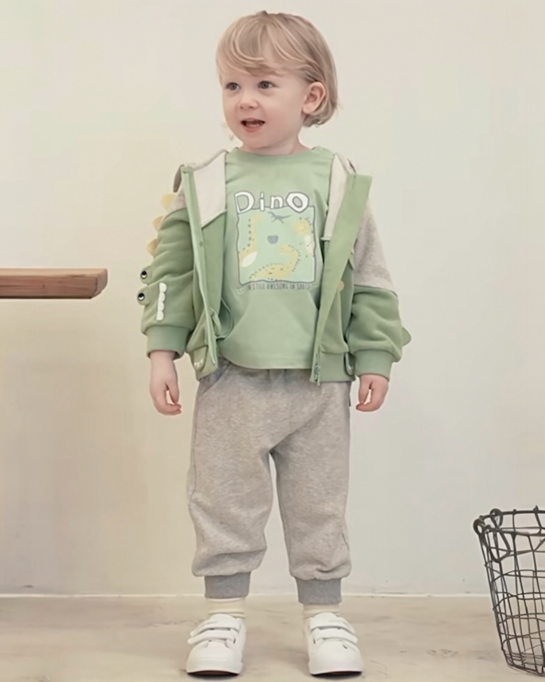 SSDIHOSE- Dino Hooded Set