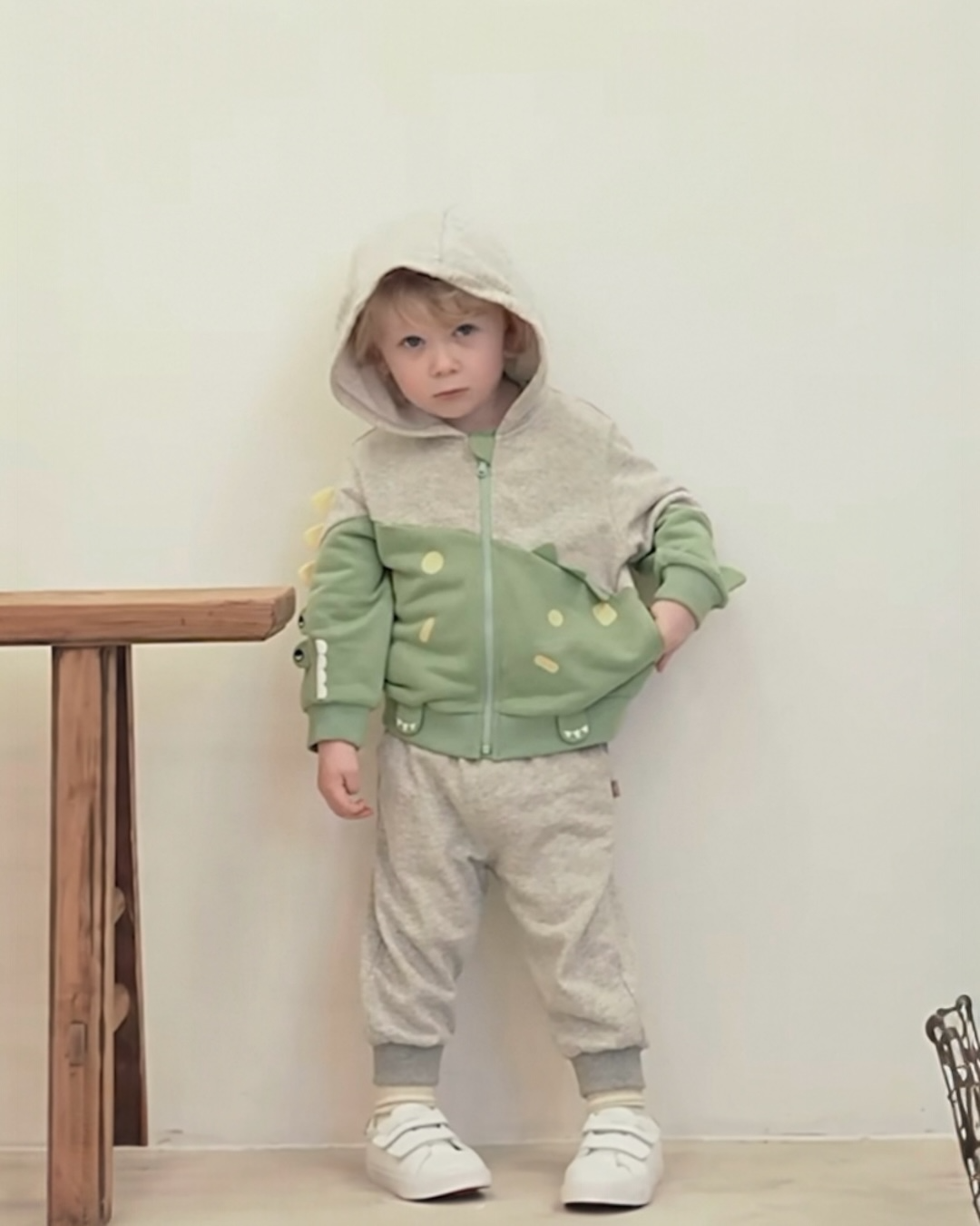SSDIHOSE- Dino Hooded Set