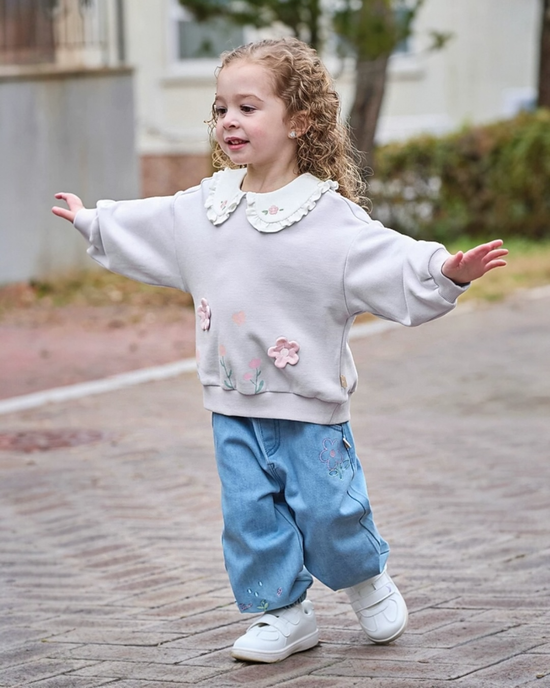 SSFLCHATO- Floral Charm Top