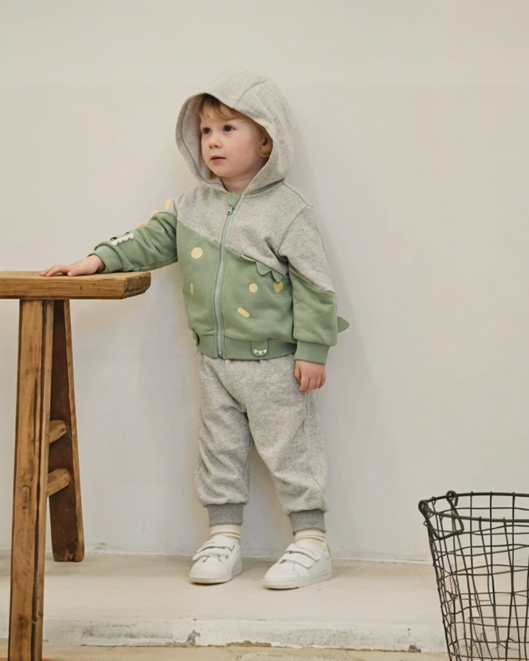SSDIHOSE- Dino Hooded Set