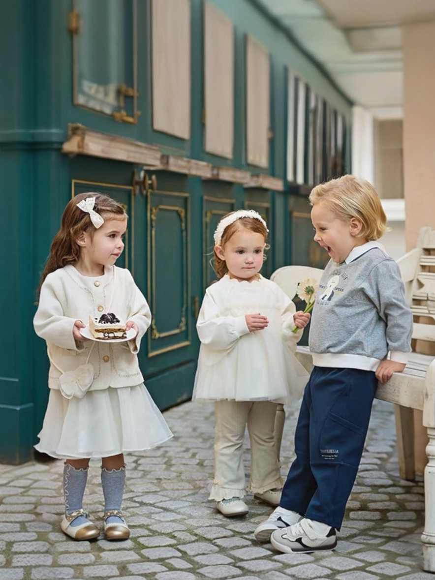 Autumn, Winter & Spring Outlet