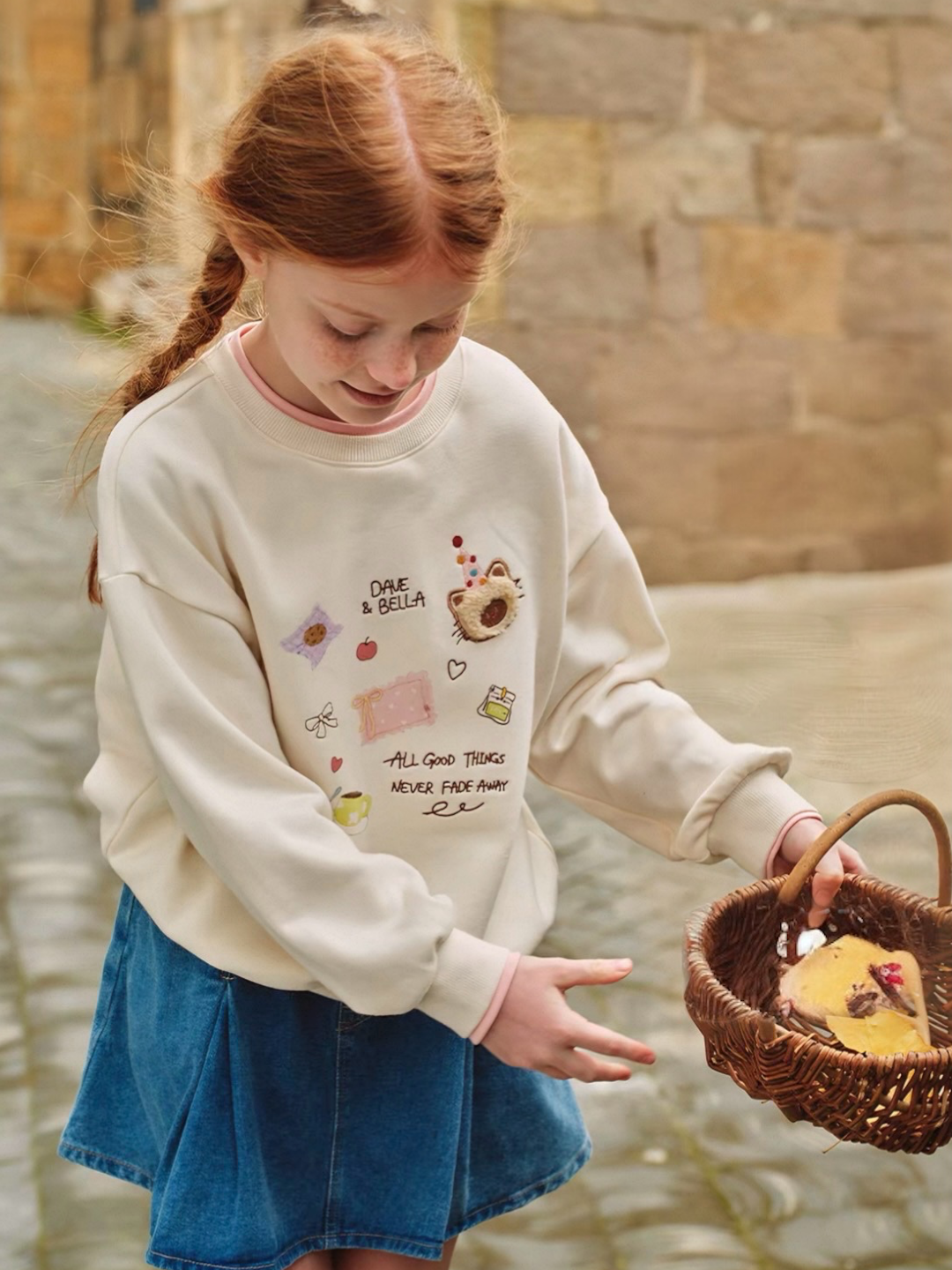 FW26 - Kitty Sweatshirt