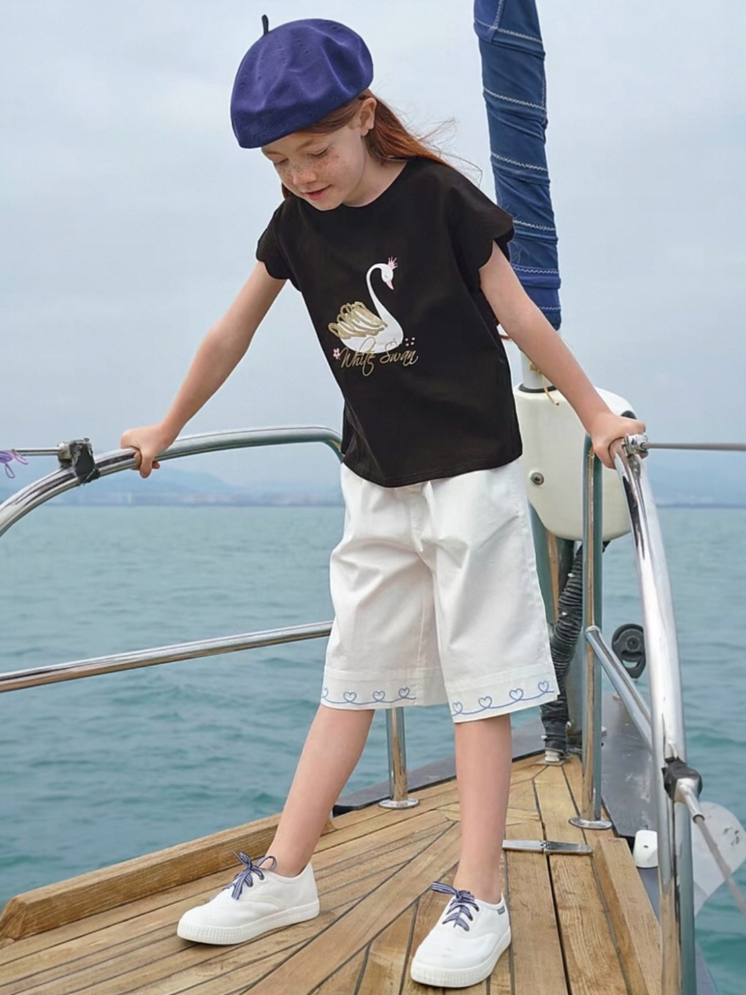 SS26 - Swan Tee